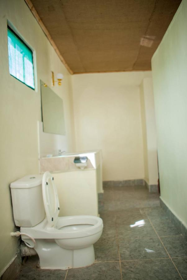 Endeem Mara Resort Ololaimutiek エクステリア 写真